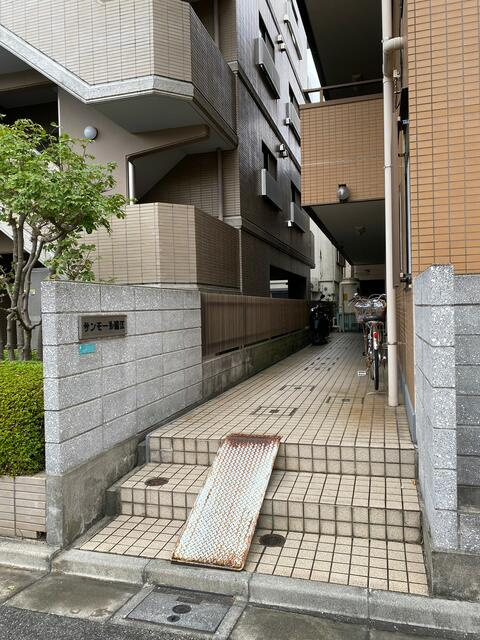 サンモール瑞江のエントランス