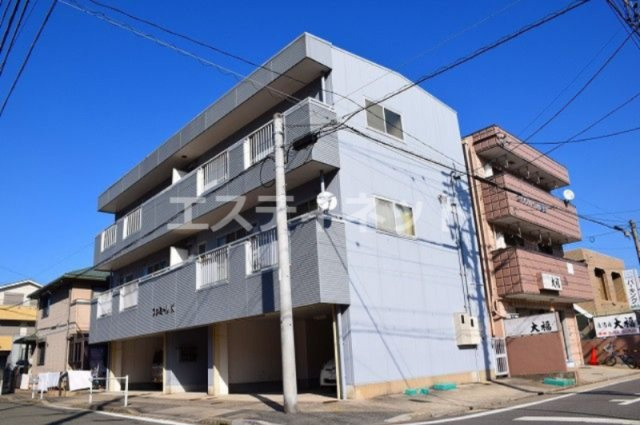 ファミールＫの外観