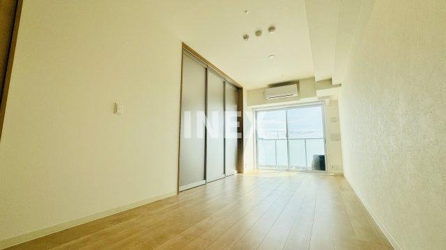 横浜市中区長者町１丁目の賃貸マンションの居間・リビング