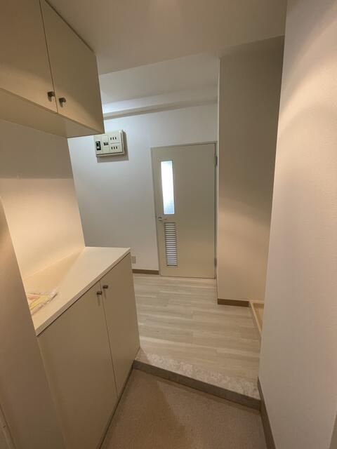 石川ビルの玄関