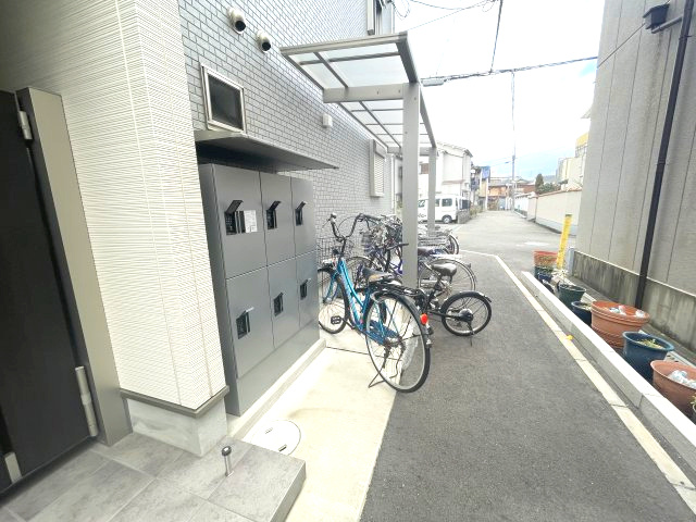 PRIME CUBEの駐車場