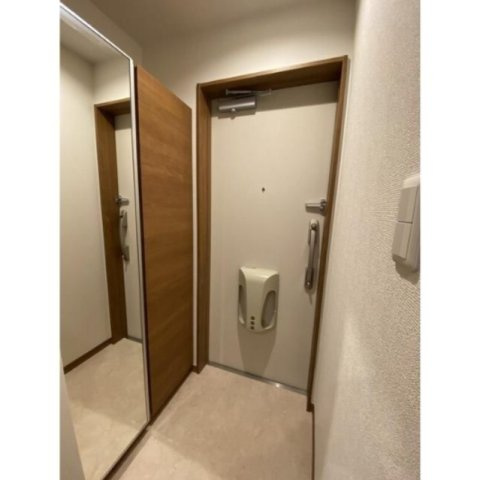 アムール　イソベの玄関