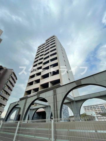 大阪市東淀川区東中島３丁目の賃貸マンションの外観