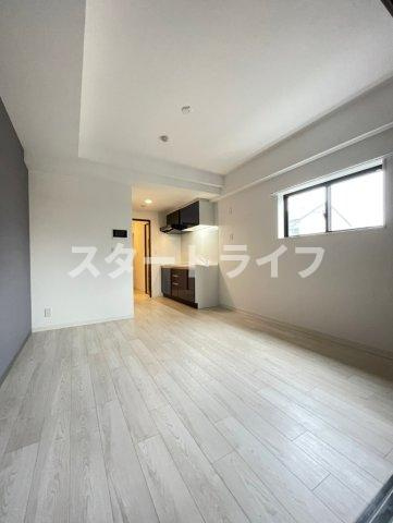 大阪市東淀川区東中島３丁目の賃貸マンションの居間・リビング|参考写真