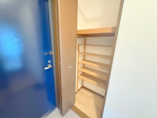 カワモヒルの玄関|ゆったりとした玄関です