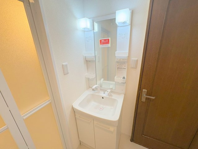 カワモヒルの洗面所|コンパクトで使いやすい洗面所