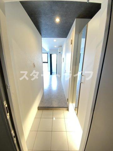 大阪市淀川区宮原５丁目の賃貸マンションの玄関