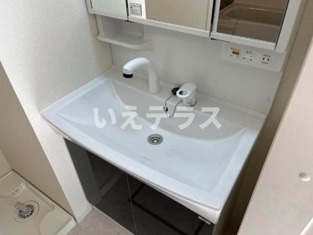 INFINITYの洗面所