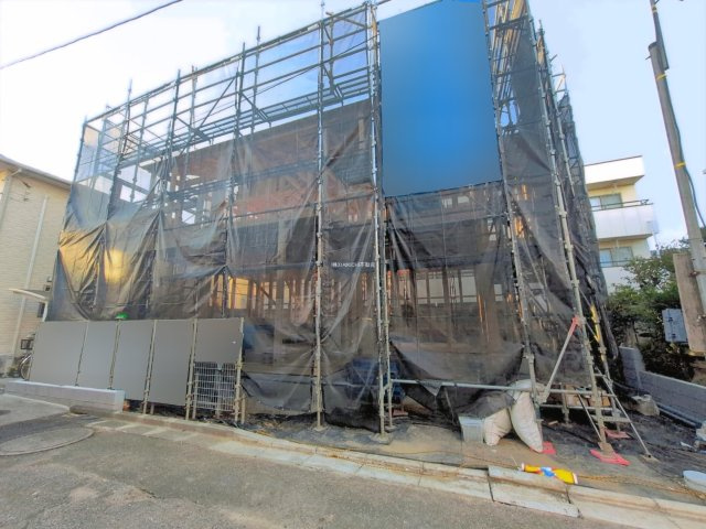 【前面道路含む現地写真】 | 桶川市末広3丁目　新築戸建　全1棟　1号棟