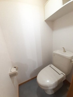 ゆったりとした空間のトイレです