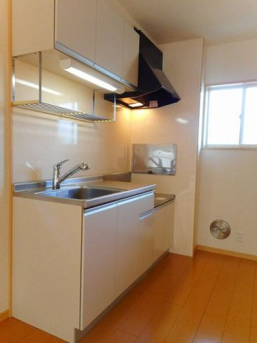 コンパクトなキッチンで掃除もラクラク