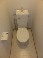 コンパクトで使いやすいトイレです