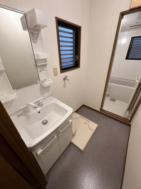 シャトー晴偕の洗面所