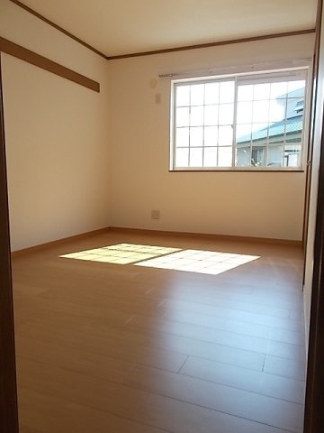 内装は落ち着いています