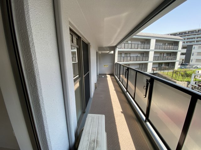 レジデンスFFM千里丘のバルコニー