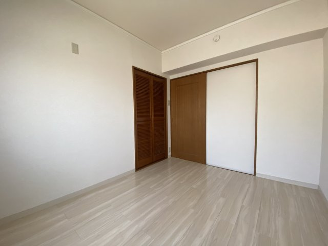 レジデンスFFM千里丘の洋室