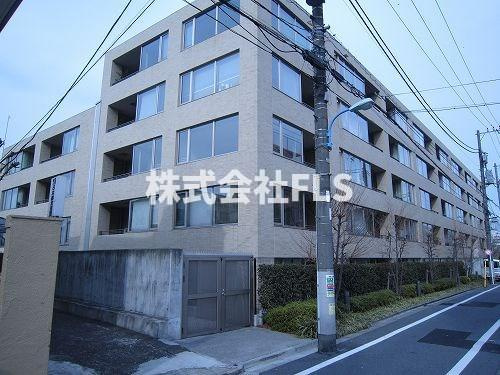 新宿区若葉１丁目の賃貸マンションの外観