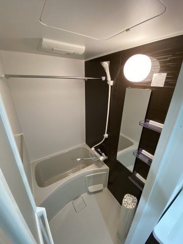落ち着いた空間のお風呂です