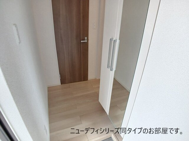 カーサ　福岡　Ⅰの玄関|落ち着いた玄関です