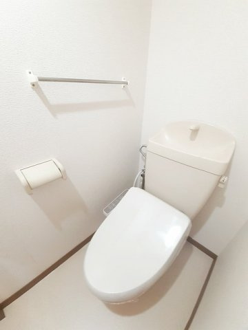 サンシャイン　桜川　Ｂのトイレ|ゆったりとした空間のトイレです
