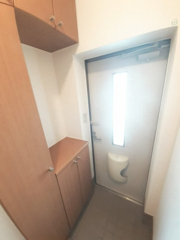 サンシャイン　桜川　Ｂの玄関|シンプルで使いやすい玄関です