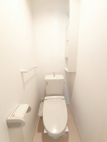 プランドール・ソフィアⅠのトイレ|ゆったりとした空間のトイレです