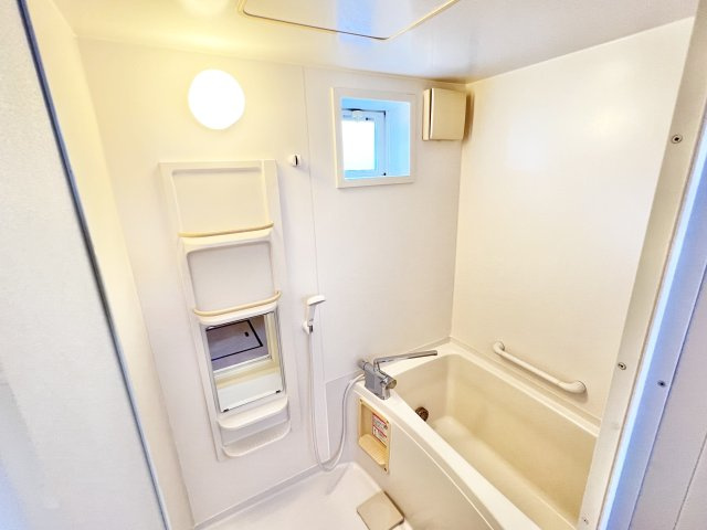 Berrycourt～ベリーコートAの浴室|※別部屋参考写真