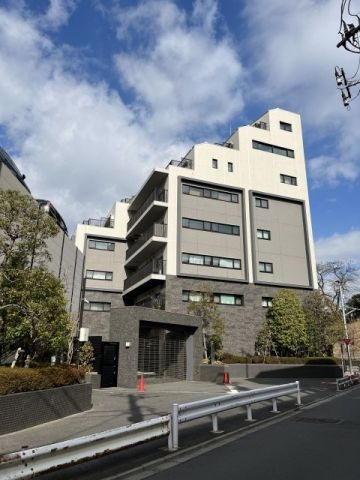 南青山マスターズハウスの外観