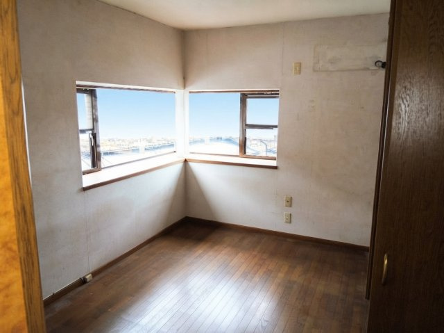 東松山市美土里町　中古戸建の洋室|２階洋室
