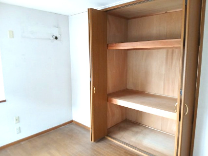 東松山市美土里町　中古戸建の収納|２階洋室収納