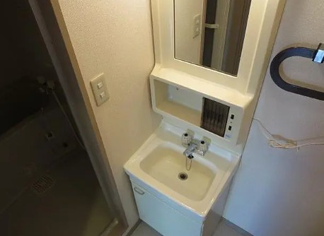 ルヴニールの洗面所