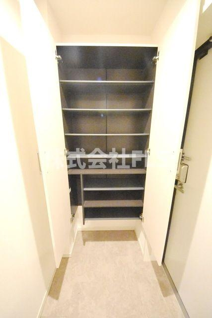 中央区東日本橋１丁目の賃貸マンションの収納