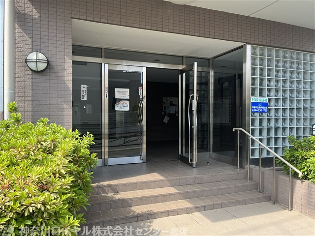 【エントランス】