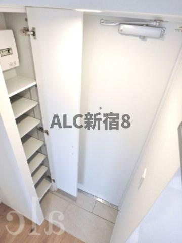 中野区江古田２丁目の賃貸マンションの玄関|同仕様