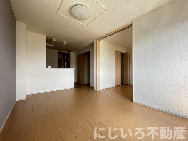 グリーンビレッジの居間・リビング