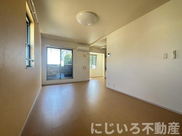 ミルト住吉Ⅱの居間・リビング