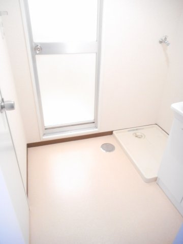サンライフ南大塚B棟の洗面所