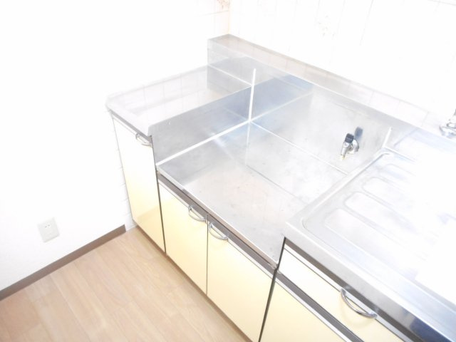 サンライフ南大塚B棟のキッチン