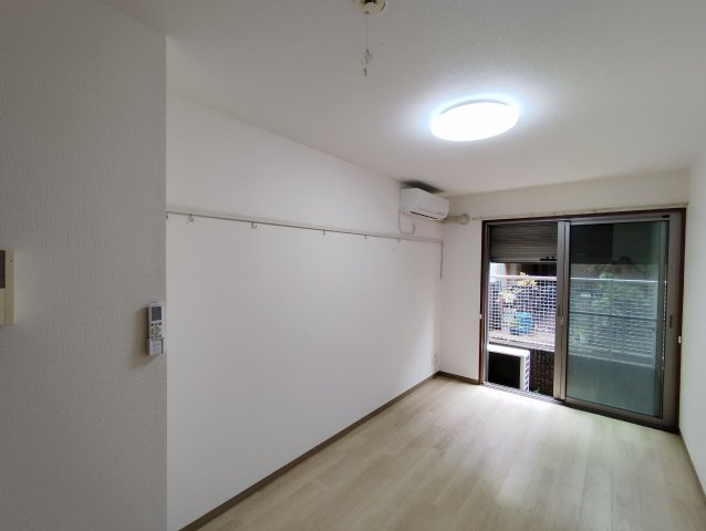 江戸川区松島４丁目の賃貸マンションの居間・リビング