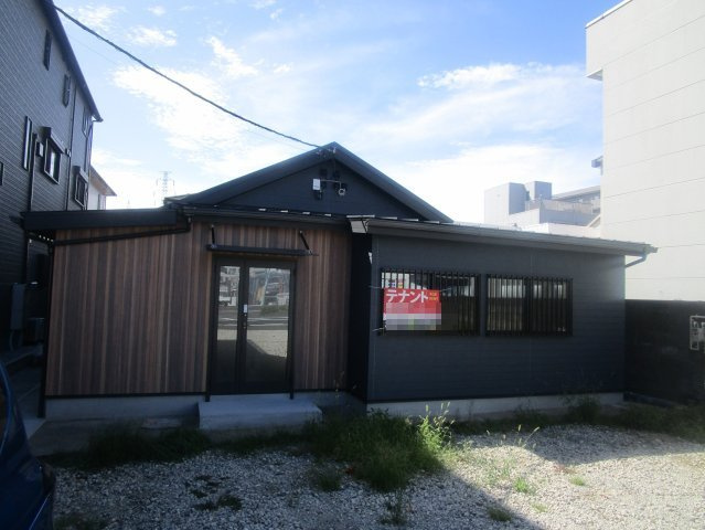 川崎市幸区南加瀬５丁目の倉庫の外観
