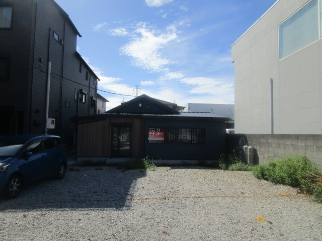 川崎市幸区南加瀬５丁目の倉庫の外観