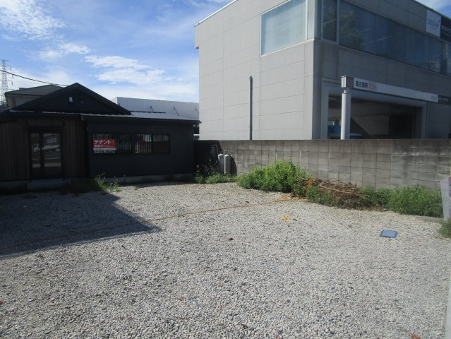 川崎市幸区南加瀬５丁目の倉庫の外観
