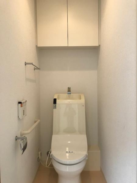 Ｂｒｉｌｌｉａ　ｉｓｔ　三軒茶屋　アイビーテラスのトイレ|落ち着いた色調のトイレです