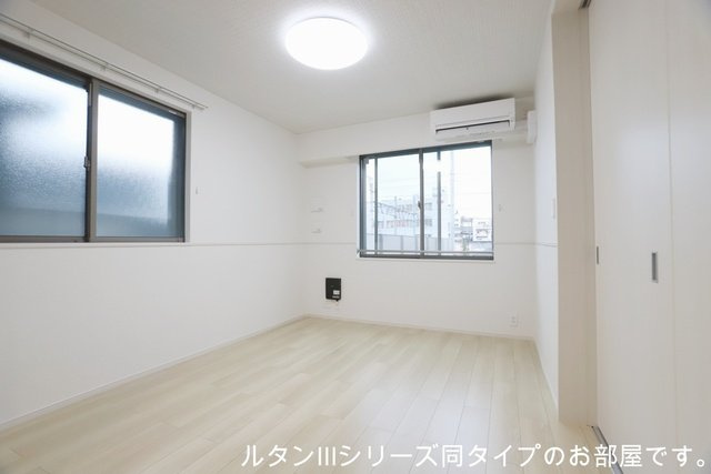フォンテーヌⅤの居間・リビング