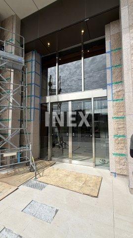 横浜市鶴見区岸谷４丁目の賃貸マンションのエントランス