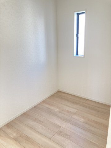 クレイドルガーデン前橋市青柳町第28　5号棟の洋室|【イメージ画像】３帖の広さのテレワークルームです。