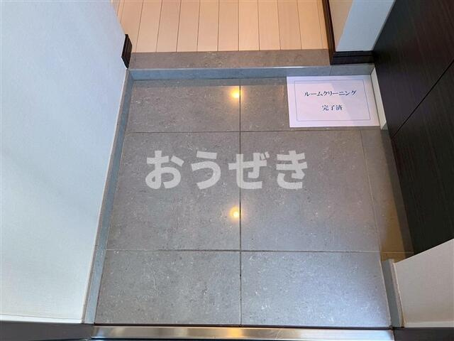 グラントゥルース門前仲町の玄関