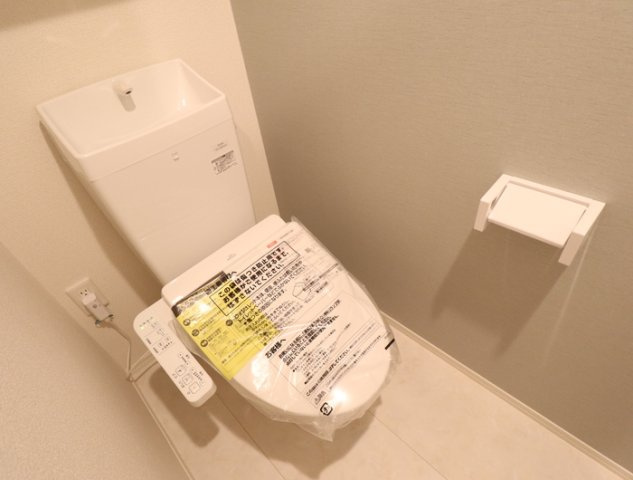 熊本市東区保田窪本町のアパートのトイレ