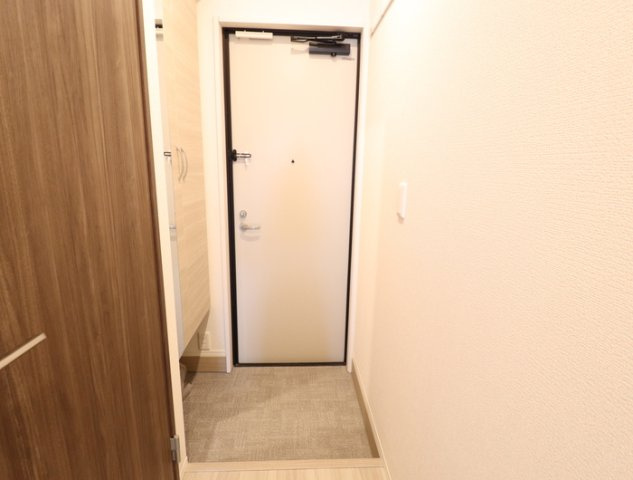 熊本市東区保田窪本町のアパートの玄関