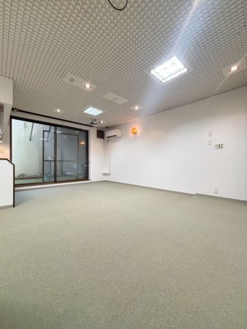 鎌ヶ谷市西佐津間　貸戸建ての洋室|地下1階の防音室です